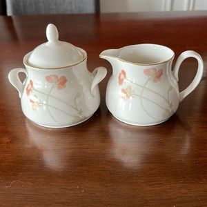 Royal Doulton Vogue Collection Harmony Sugar & Creamer Set
